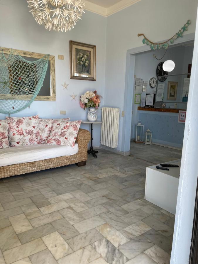 Hotel Eden Follonica Kültér fotó