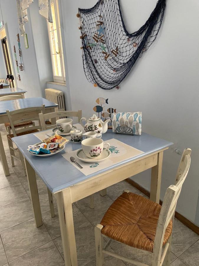Hotel Eden Follonica Kültér fotó
