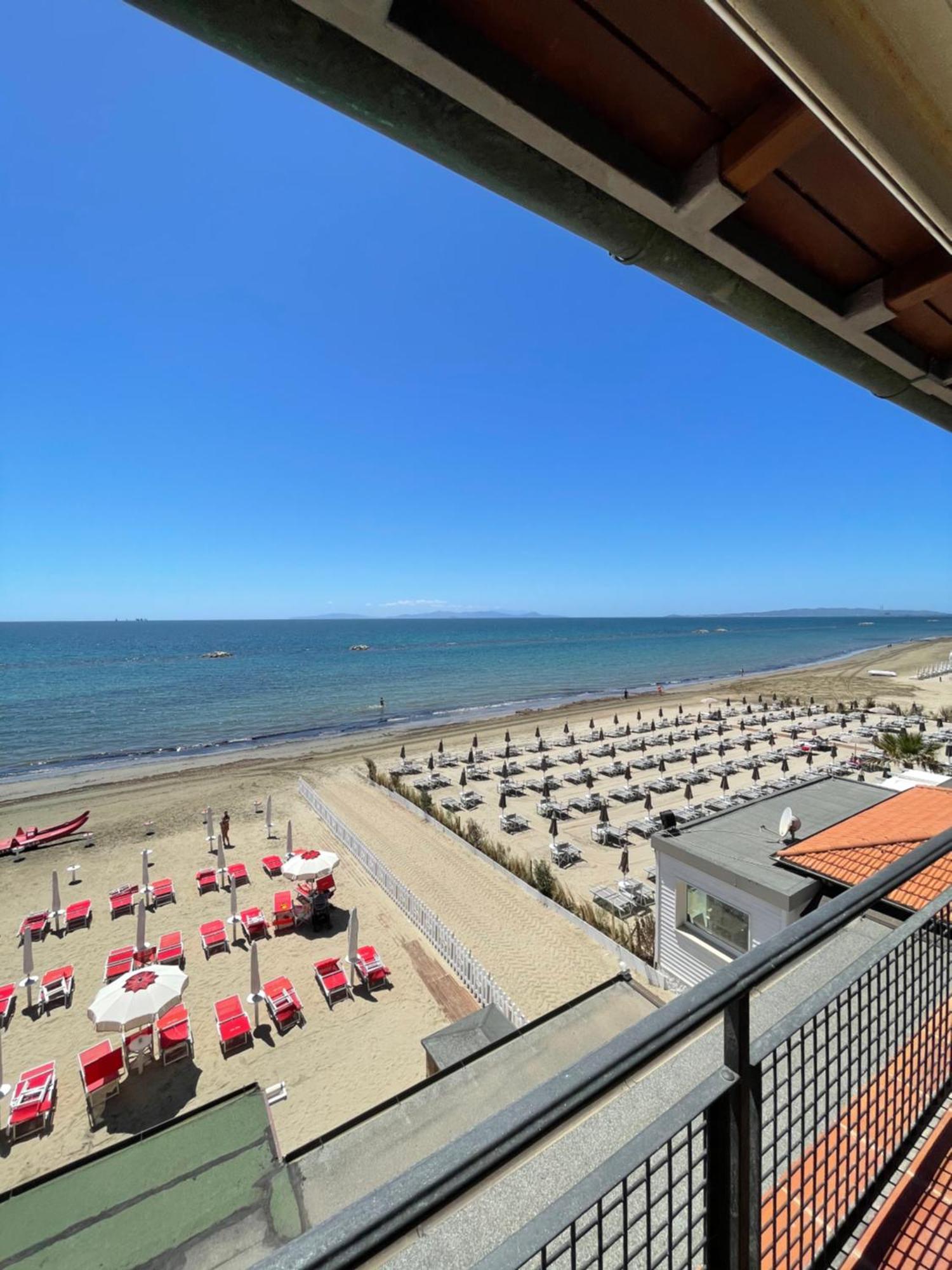 Hotel Eden Follonica Kültér fotó