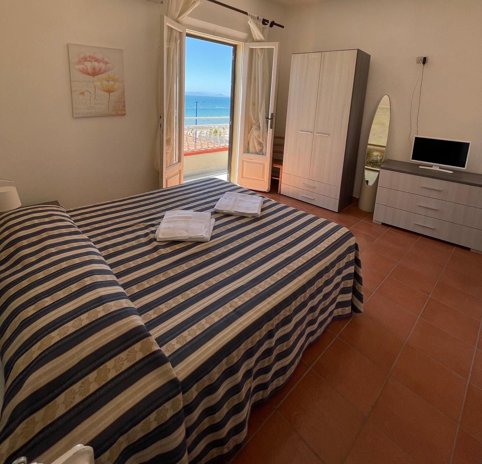 Hotel Eden Follonica Kültér fotó